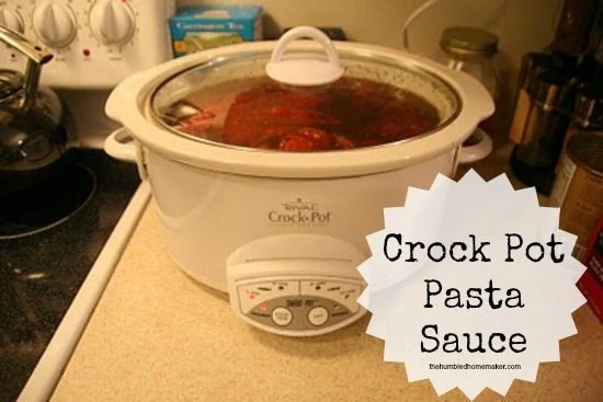 Make #Homemade Red Pasta Sauce in the #CrockPot! SO Easy and Yummy! | thehumbledhomemaker.com.jpg