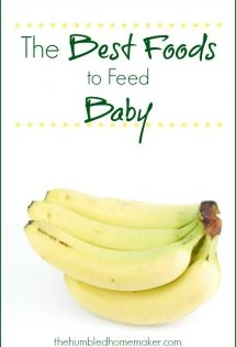 When it comes to starting solids, there are lots of different approaches about the best foods to feed your baby! These are great suggestions!