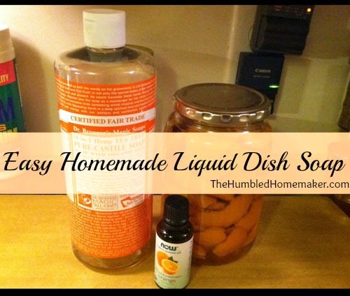 It's easy to make your own liquid dish soap! Here's the simple, toxin-free recipe I use.