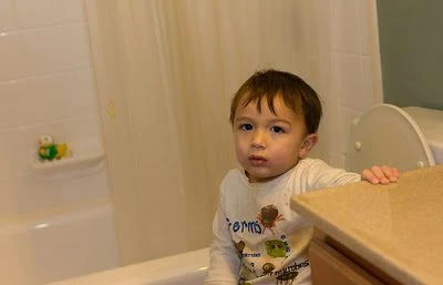 Before you begin potty training, check to see if your toddler displays these common readiness signs.