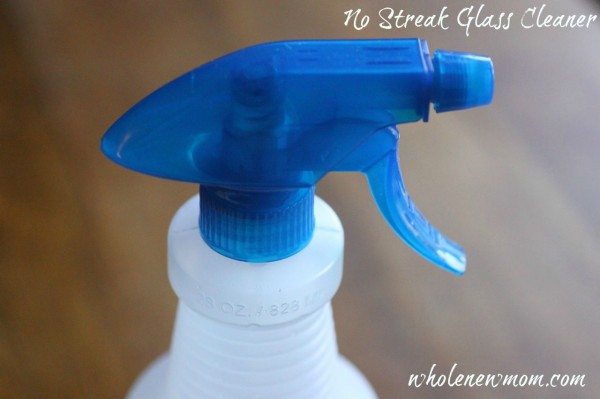 30+ Ways to White vinegar. White Vinegar is an amazing, non-toxic tool that should be in every natural homemaker’s arsenal. It’s natural, frugal and even edible!