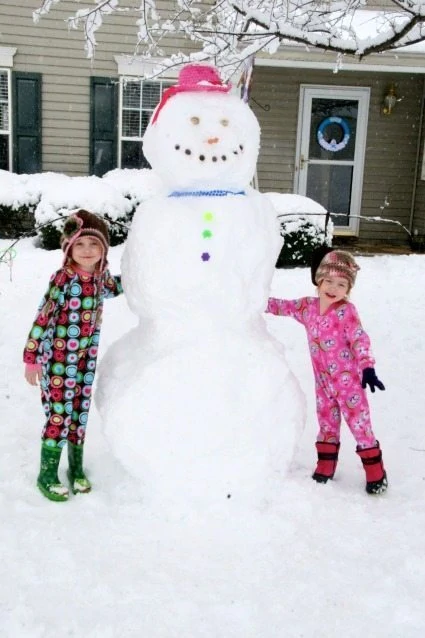 Girls with Snowman