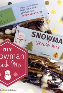 Your kids will LOVE this DIY Snowman Snack Mix! 