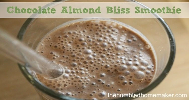 I think you will LOVE this chocolate almond bliss smoothie! It's Trim Healthy Mama compliant and both dairy-free and gluten-free! #SkinnyGutShake #ad