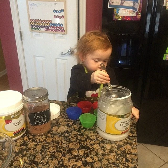 even a toddler can help in the kitchen