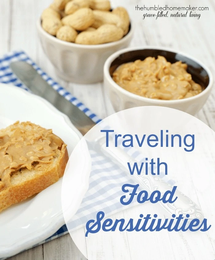 Traveling with food sensitivities can be a challenge, but, most of the time, it's not impossible! Absolutely love these tips! 
