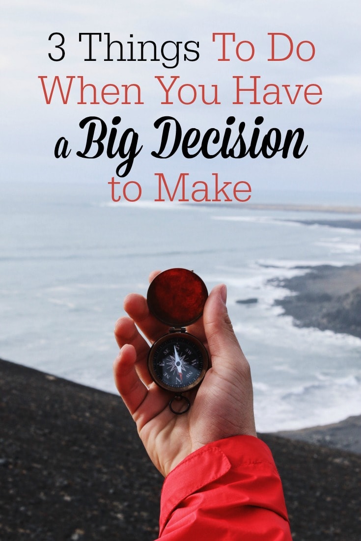 Are you at a crossroads in life or faced with a big decision? Here are 3 things you absolutely must do to help you find clarity and make the right choice.