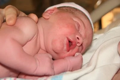 Here are 9 tips for having a natural hospital birth