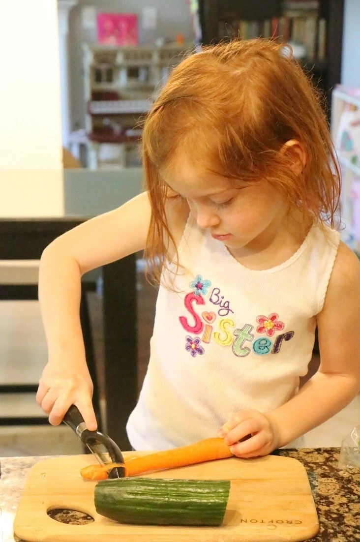 You can teach kids to cook! Here's how! 