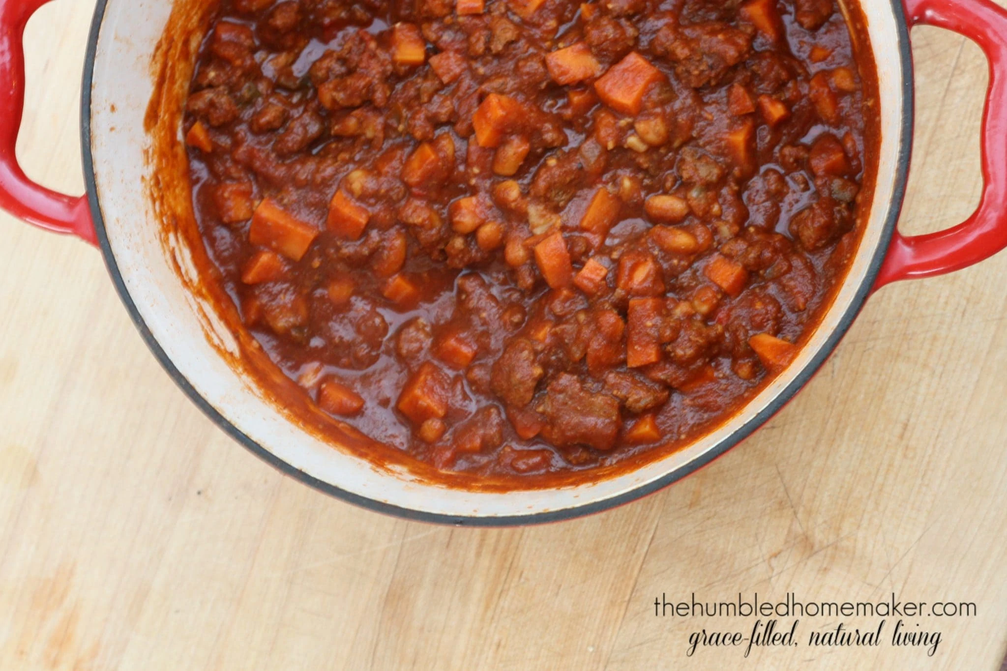 Use your Instant Pot to make this hearty sweet potato chili in just minutes!